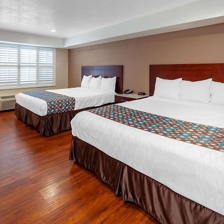 Travelodge By Wyndham Harbor City Los Angeles Exterior photo